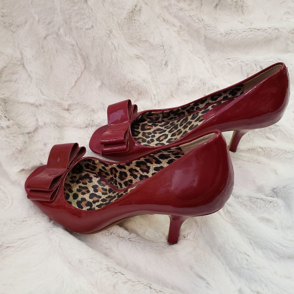 Jessica Simpson Heels  - Picture 4 of 7